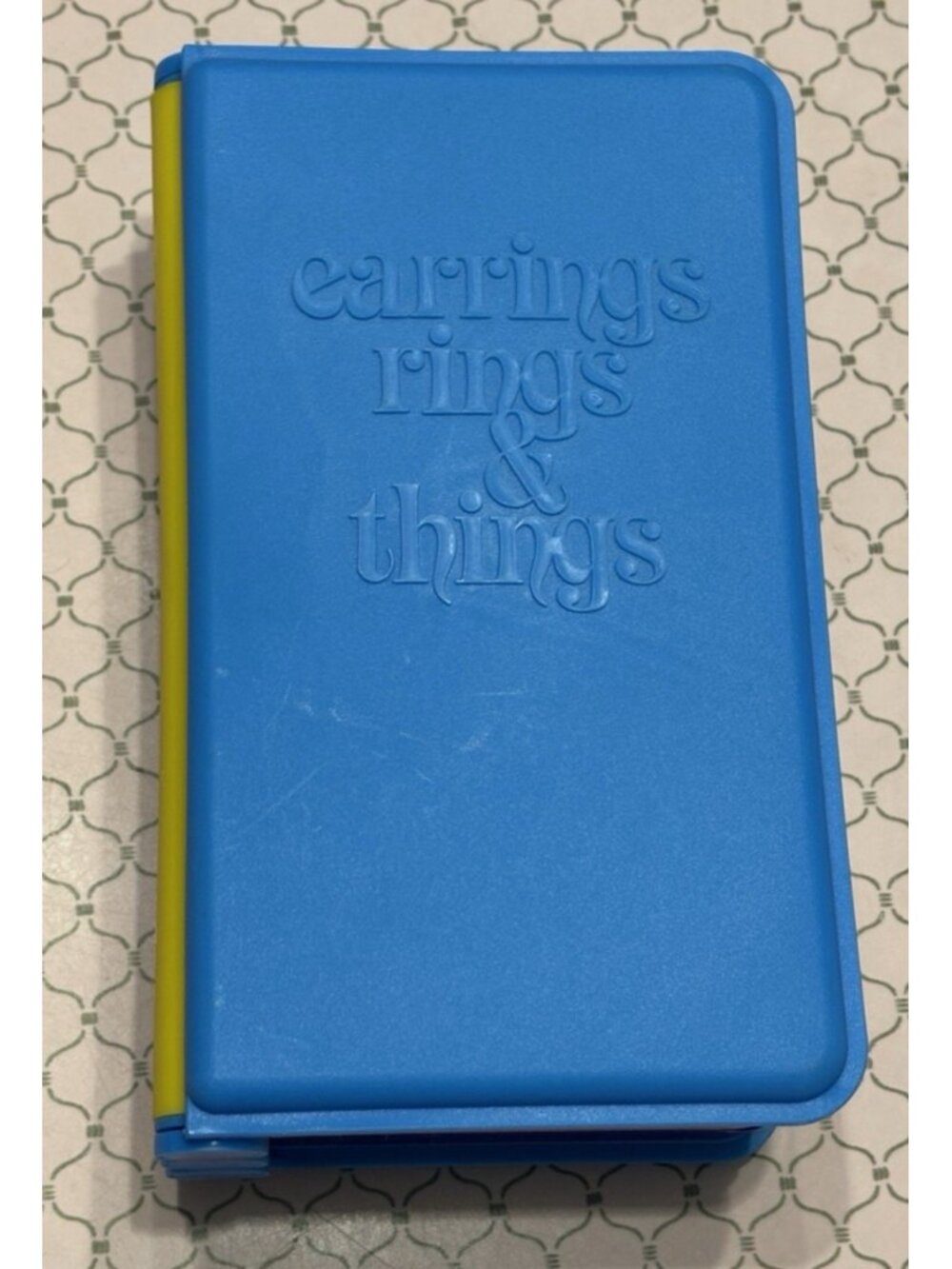 Vintage The Earring Book Plastic Jewellery Case "EARRINGS, RINGS AND THINGS"